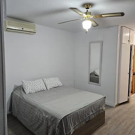 Estudio Agata 6 Apartment *